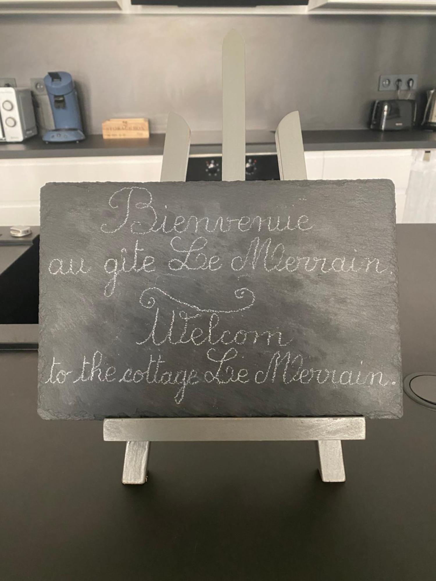 Le Merrain Gite Plein Coeur De Chablis Zewnętrze zdjęcie